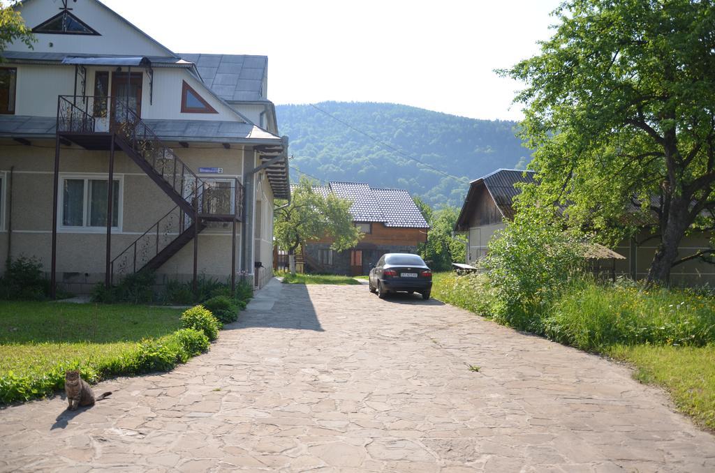 Rosinka Apartment Yaremche Exterior photo