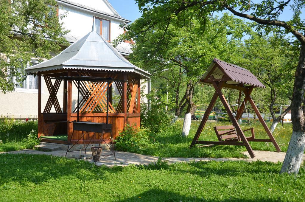 Rosinka Apartment Yaremche Exterior photo